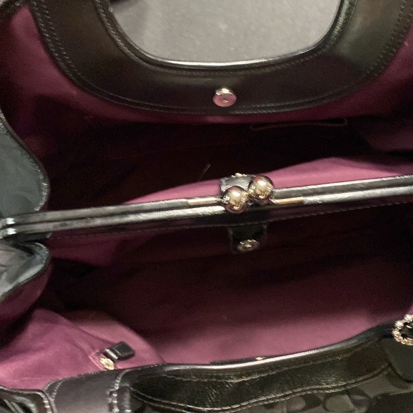 Coach Kiss Lock Purse - Picture 7 of 9